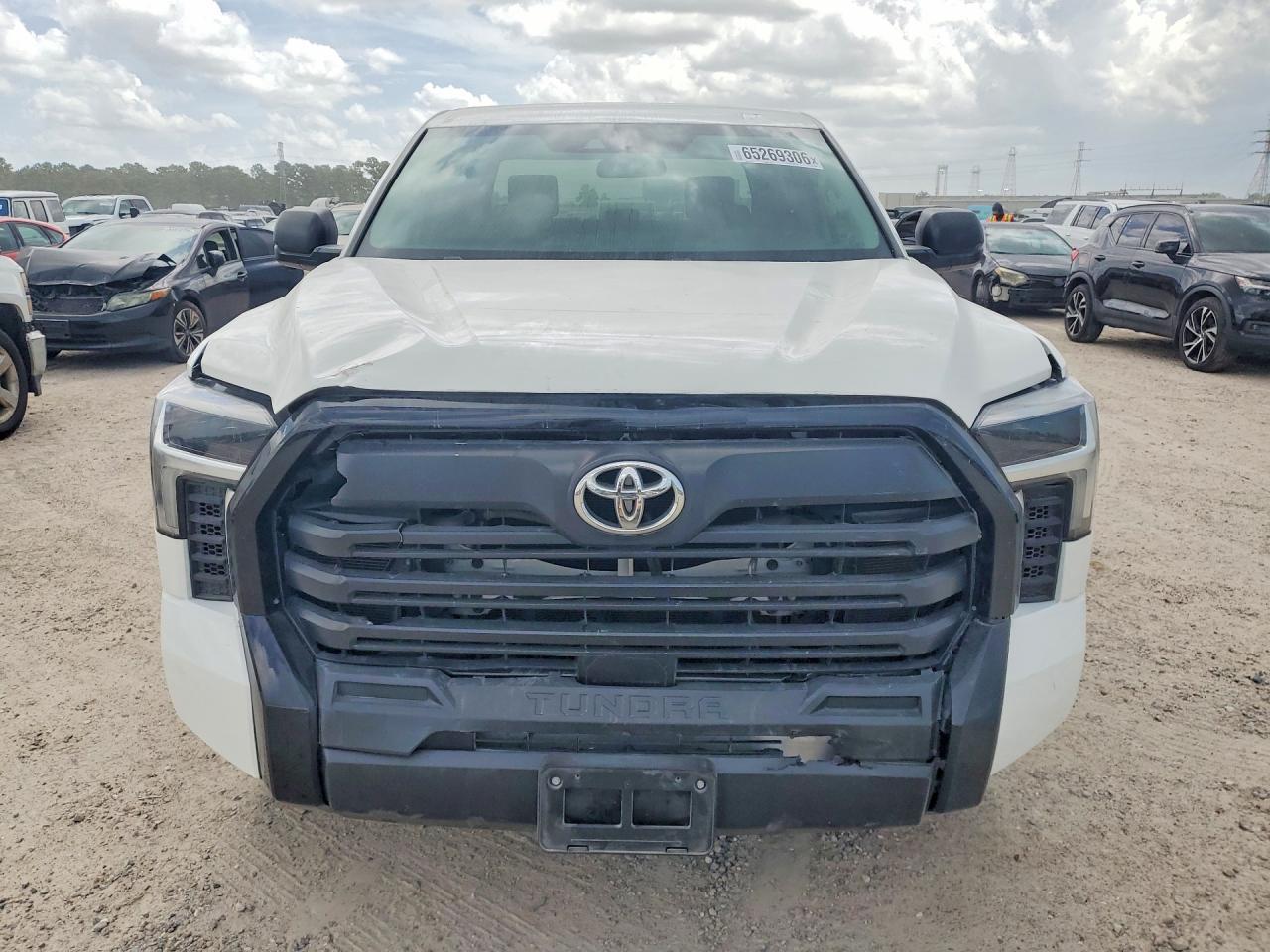 2024 Toyota Tundra Sr - Image 5