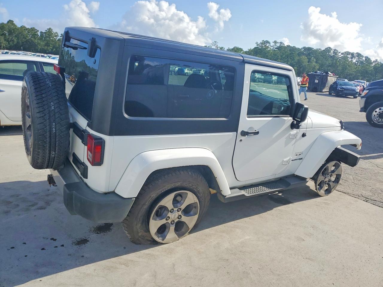 2018 Jeep Wrangler Sahara - Фото 3
