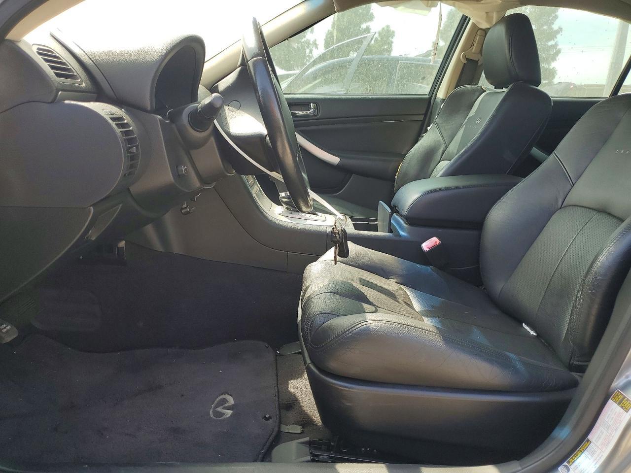 2005 Infiniti G35 Base - Image 7