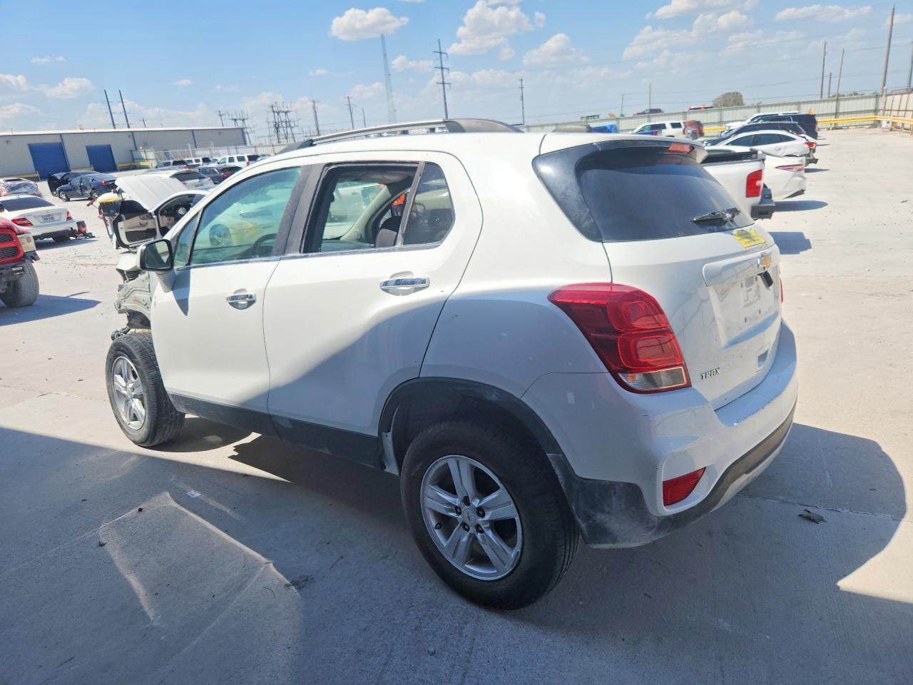 2019 Chevrolet Trax 1Lt - Фото 2