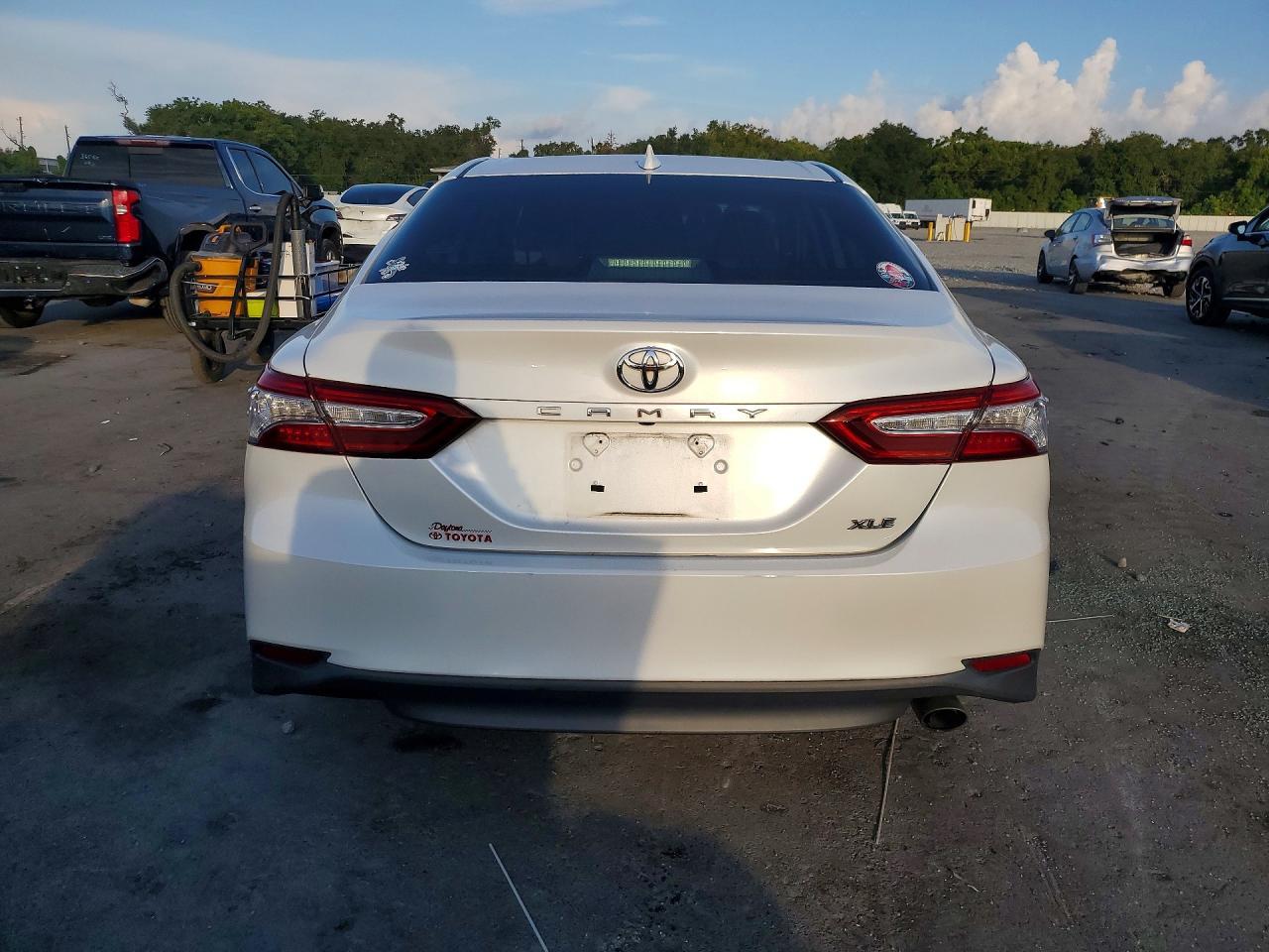 2019 Toyota Camry Xle - Image 6