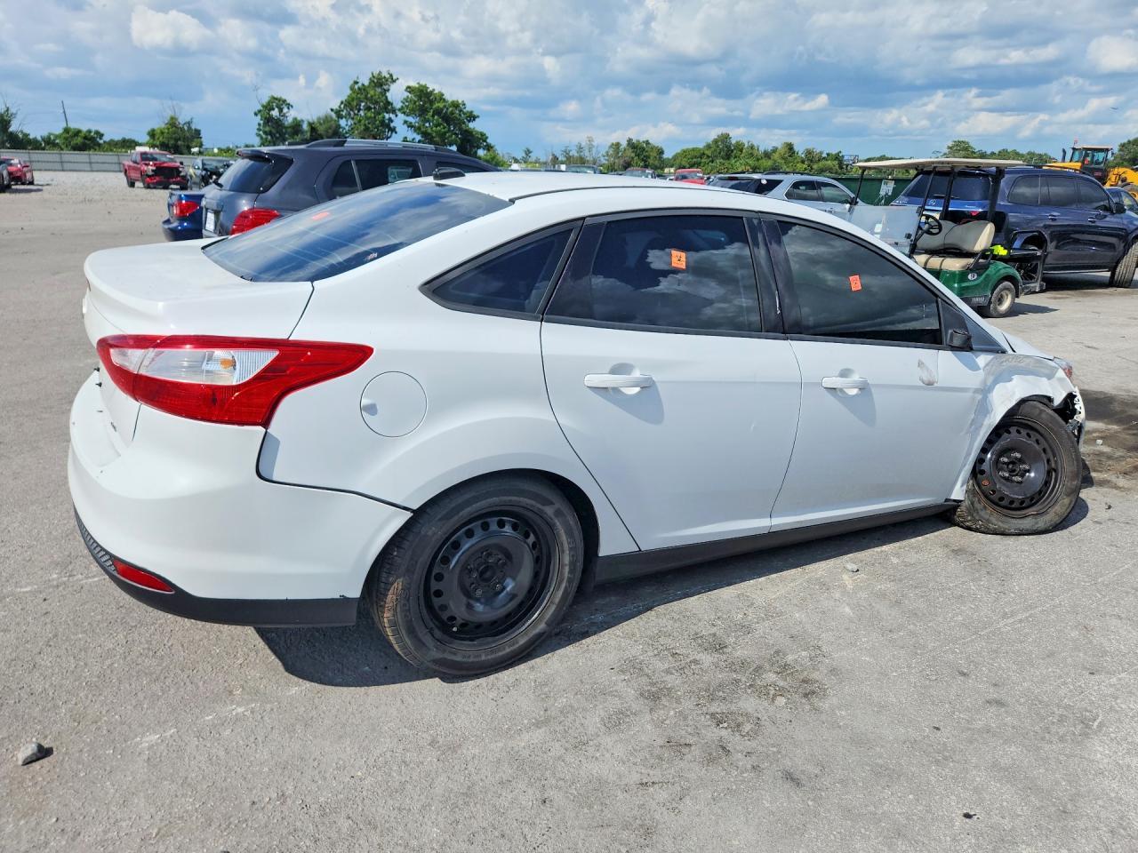 2012 Ford Focus Se - Фото 3