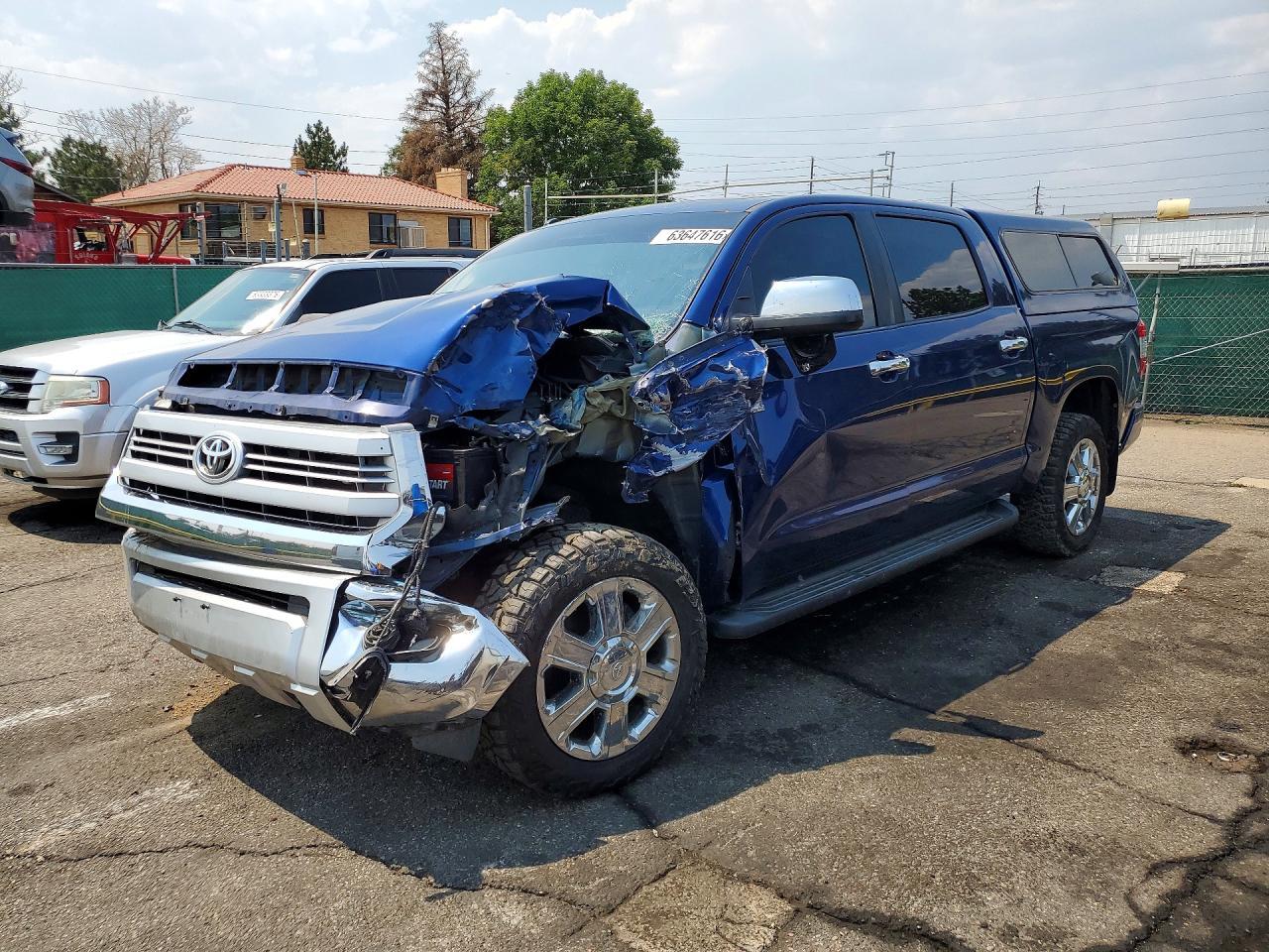 2014 Toyota Tundra Crewmax Platinum