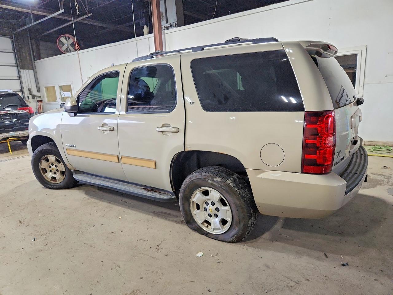 2012 Chevrolet Tahoe K1500 Lt - Image 2