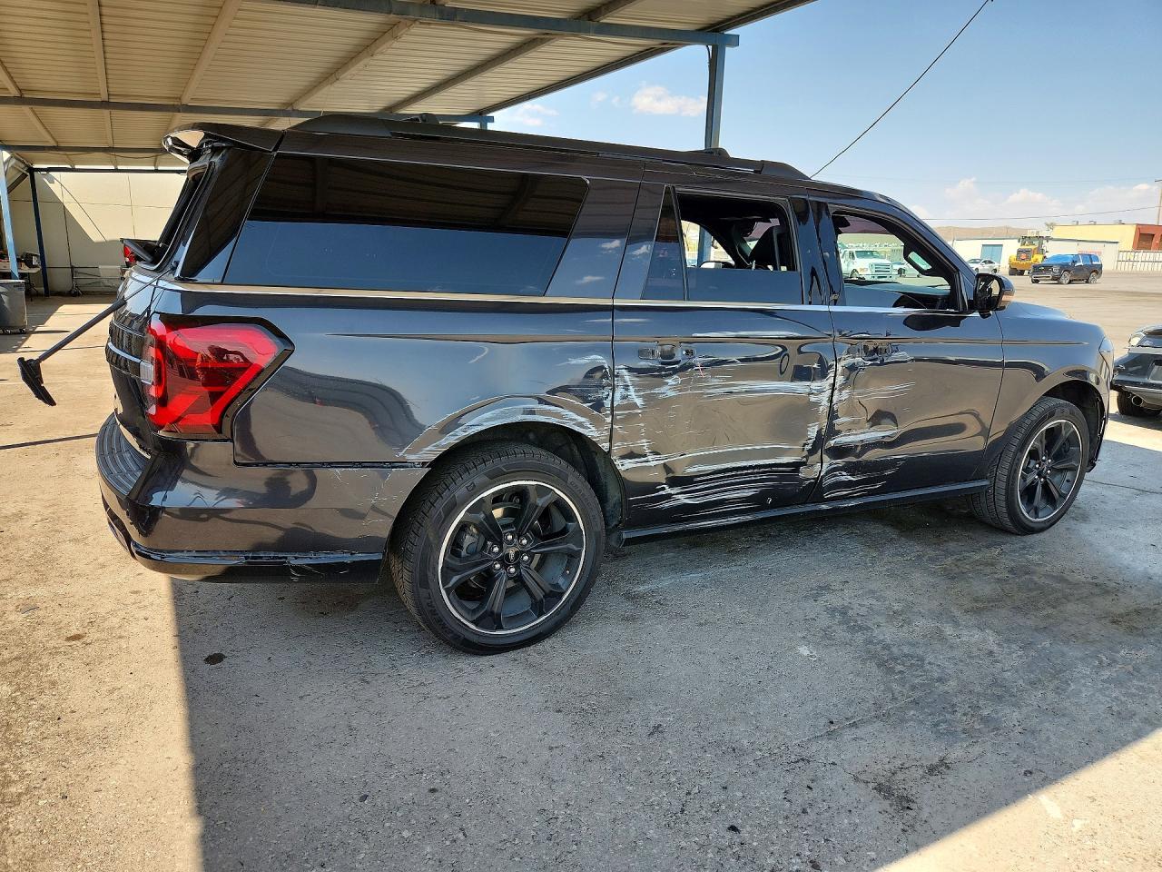 2022 Ford Expedition Max Limited - Фото 3
