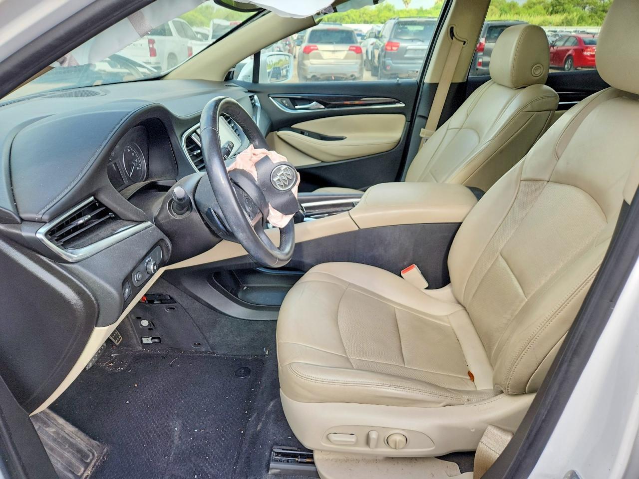 2018 Buick Enclave Essence - Image 7