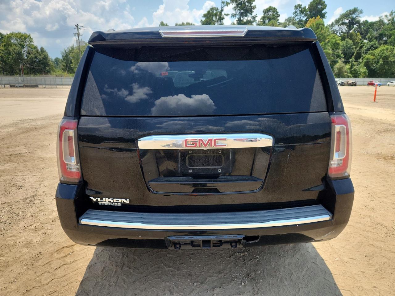2015 GMC Yukon Denali - Фото 6