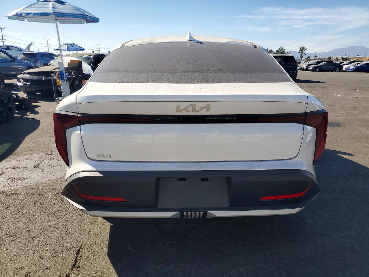 2025 Kia K4 Ex - Image 6