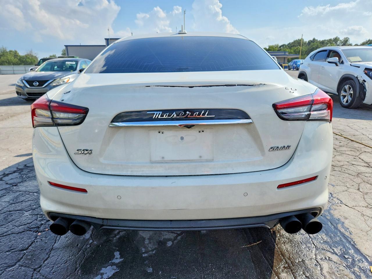 2019 Maserati Ghibli S - Image 6