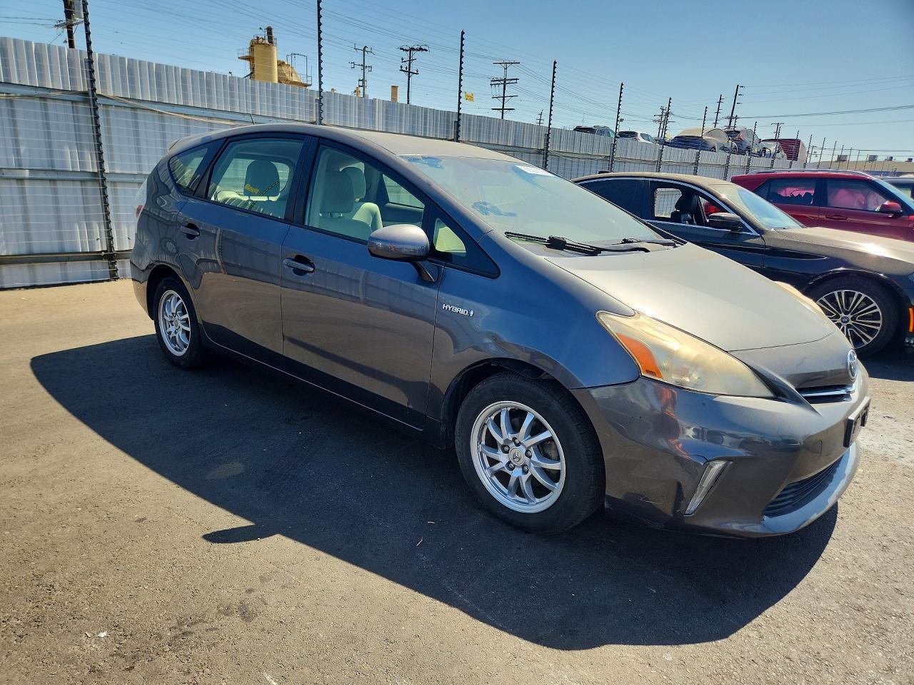 2012 Toyota Prius V Three - Фото 4