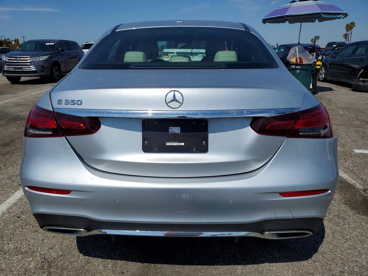 2023 Mercedes-Benz E 350 - Image 6