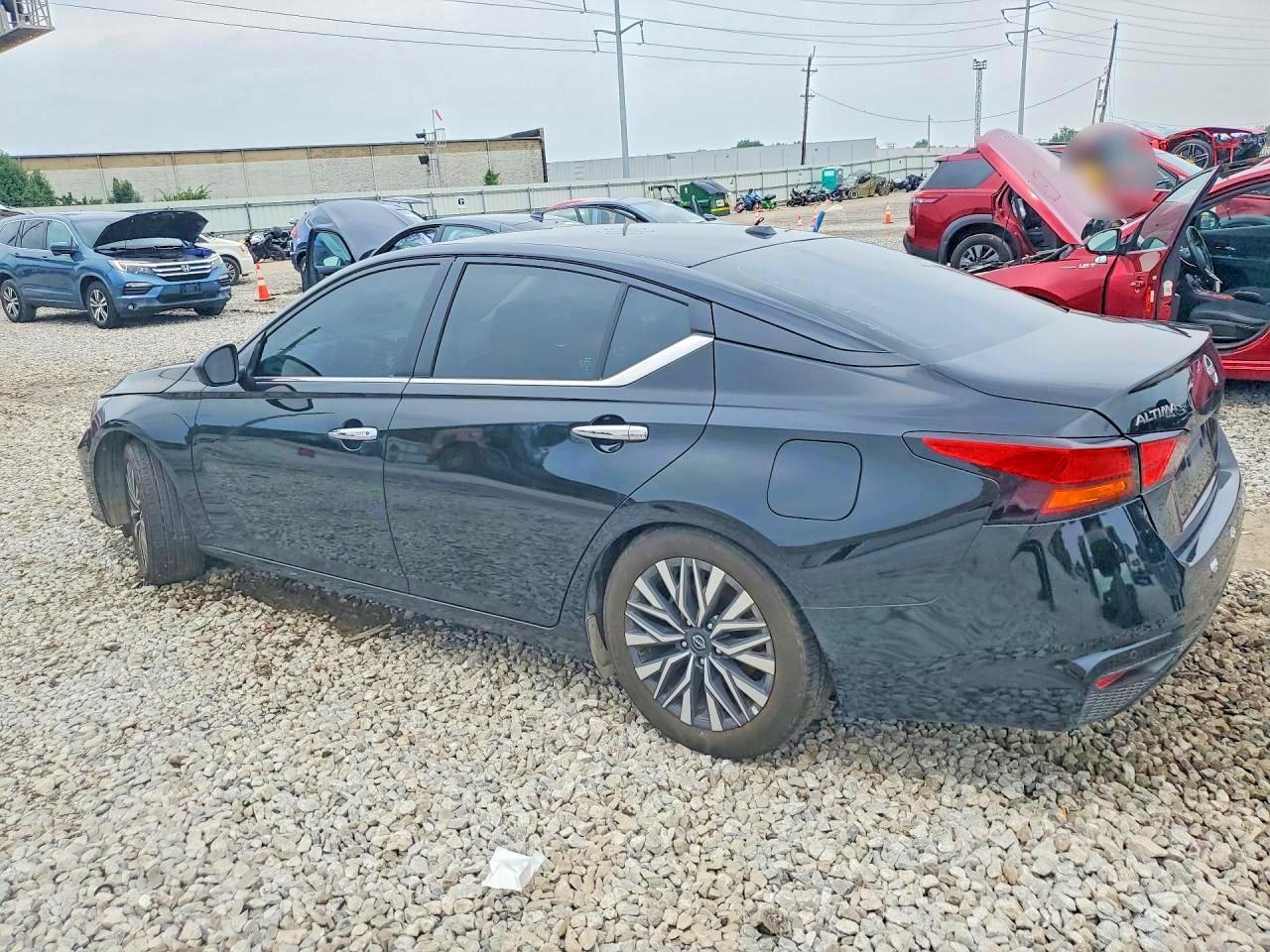 2025 Nissan Altima Sv - Фото 2