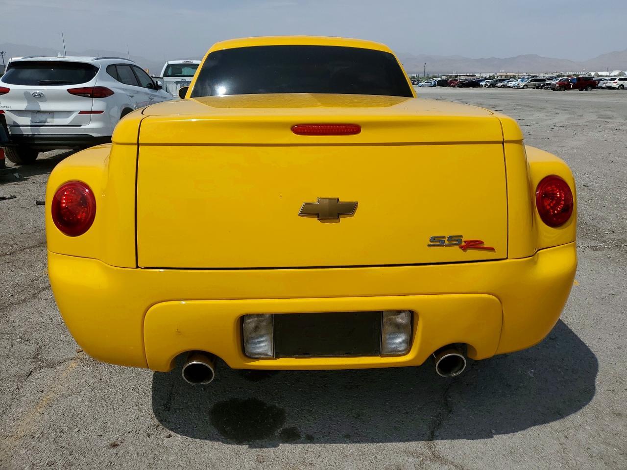 2004 Chevrolet Ssr - Фото 6