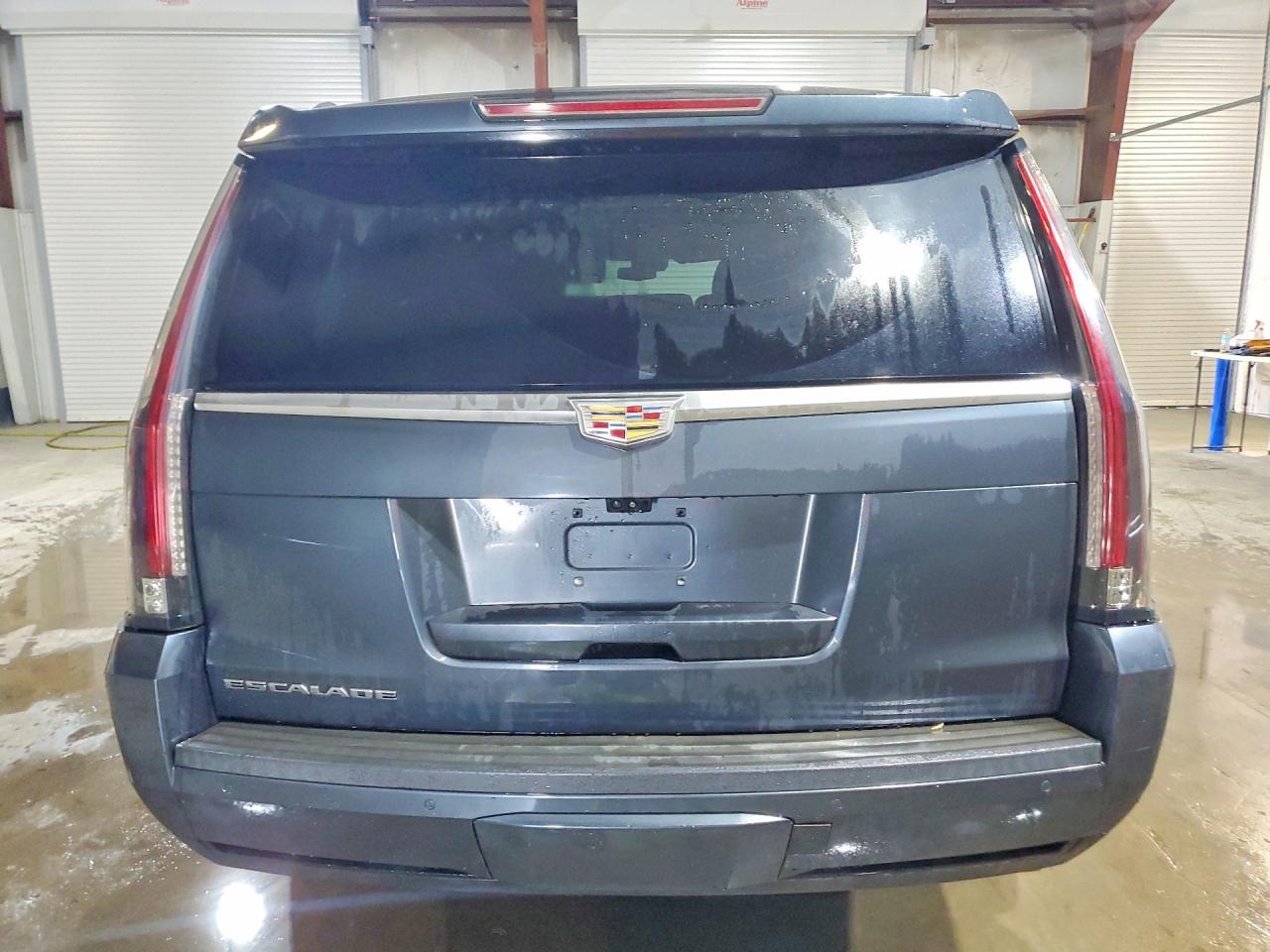 2019 Cadillac Escalade Esv Premium Luxury - Image 6