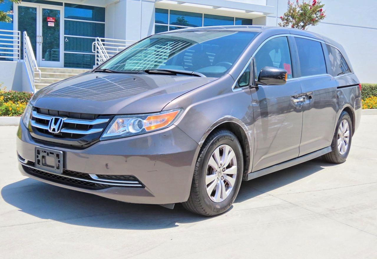 2015 Honda Odyssey Ex - Image 3
