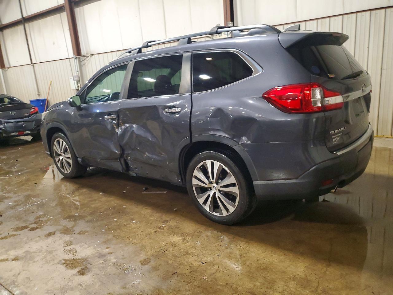 2019 Subaru Ascent Touring - Фото 2