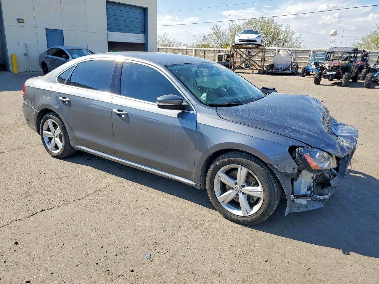 2015 Volkswagen Passat Se - Image 4