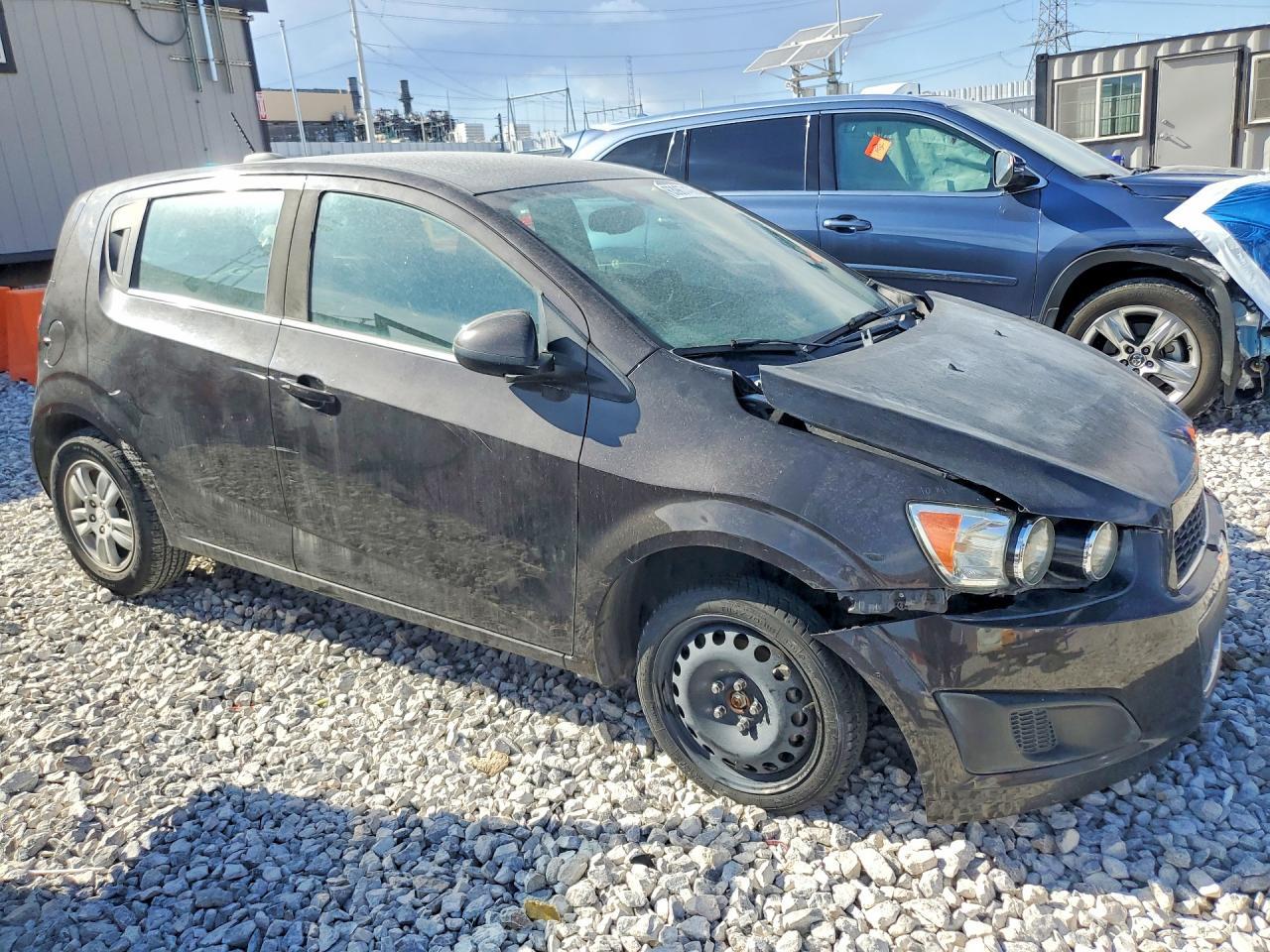 2015 Chevrolet Sonic Lt - Фото 4