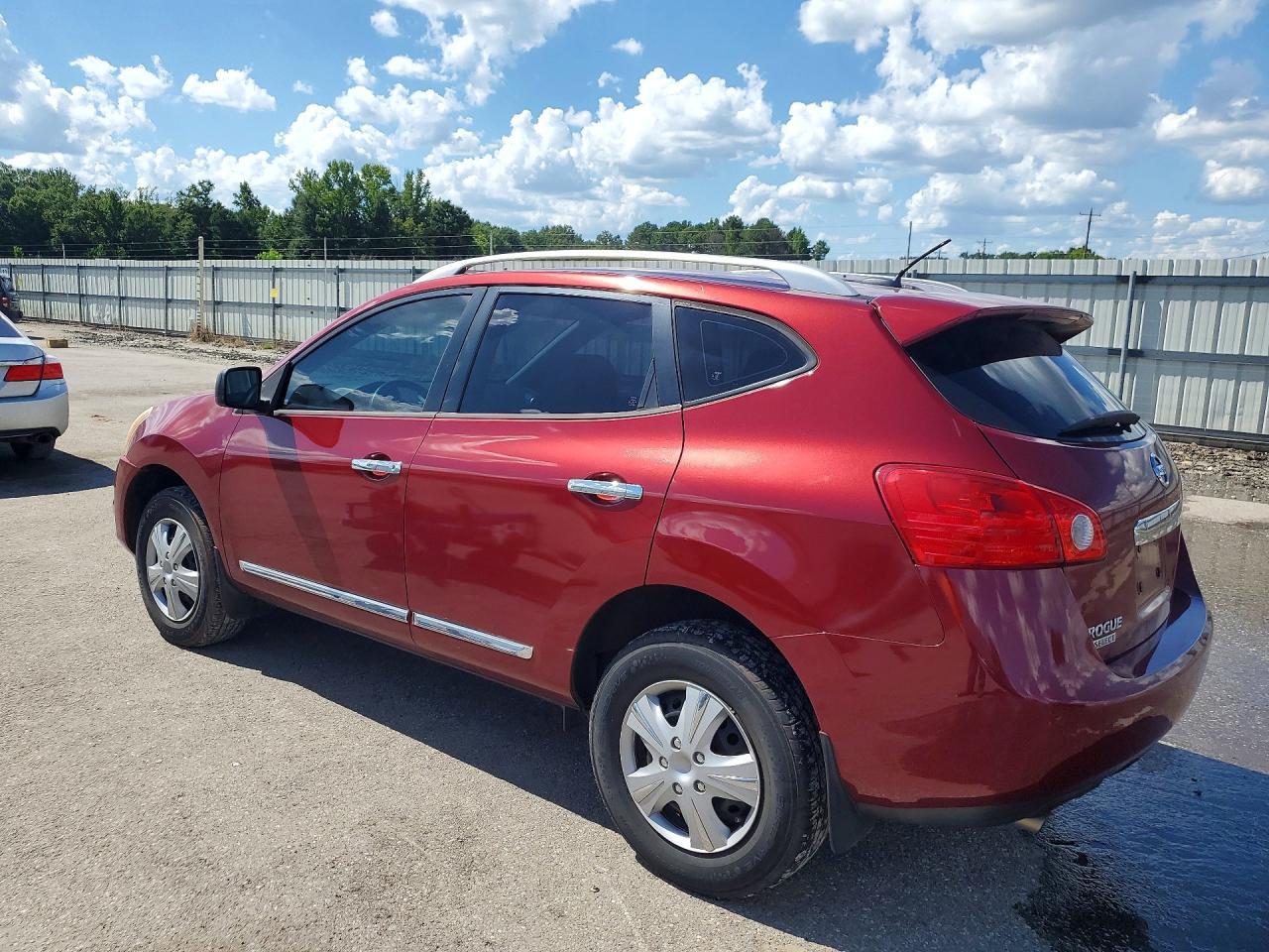 2015 Nissan Rogue Select S - Фото 2
