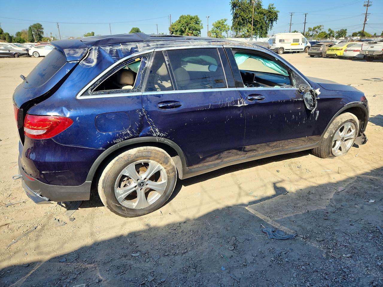 2018 Mercedes-Benz Glc 300 - Image 3