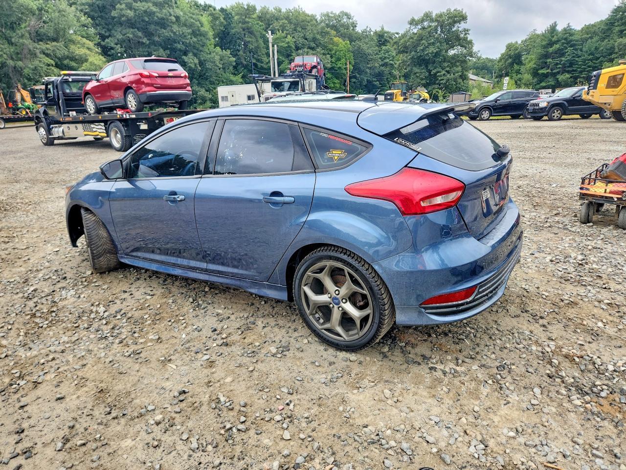2018 Ford Focus St - Фото 2