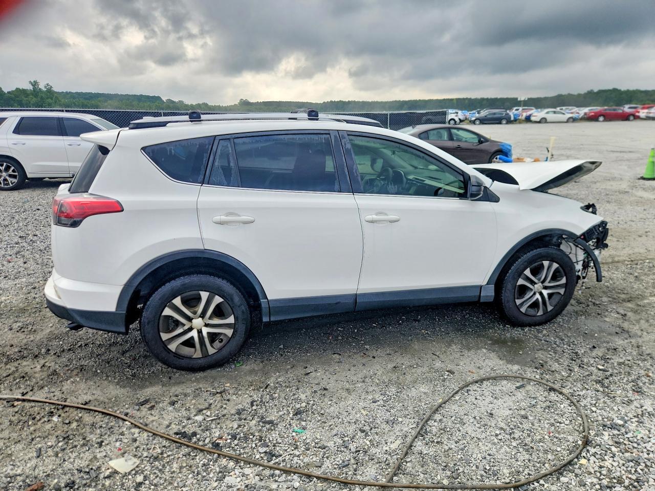 2018 Toyota Rav4 Le - Фото 3