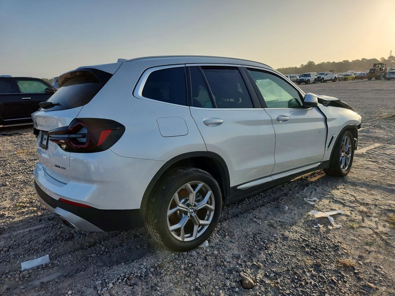 2024 BMW X3 xDrive30I - Фото 3