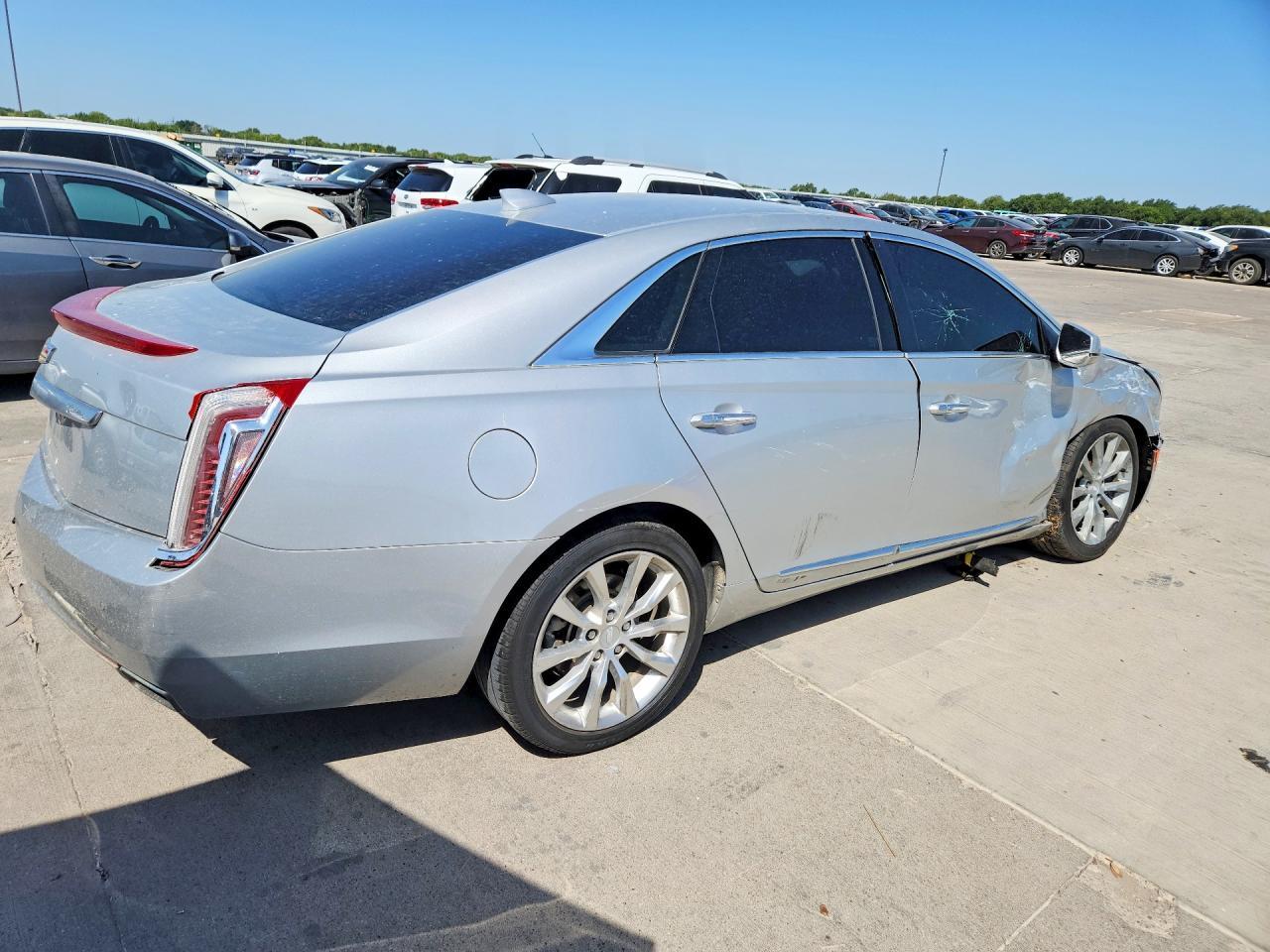 2017 Cadillac Xts Luxury - Фото 3