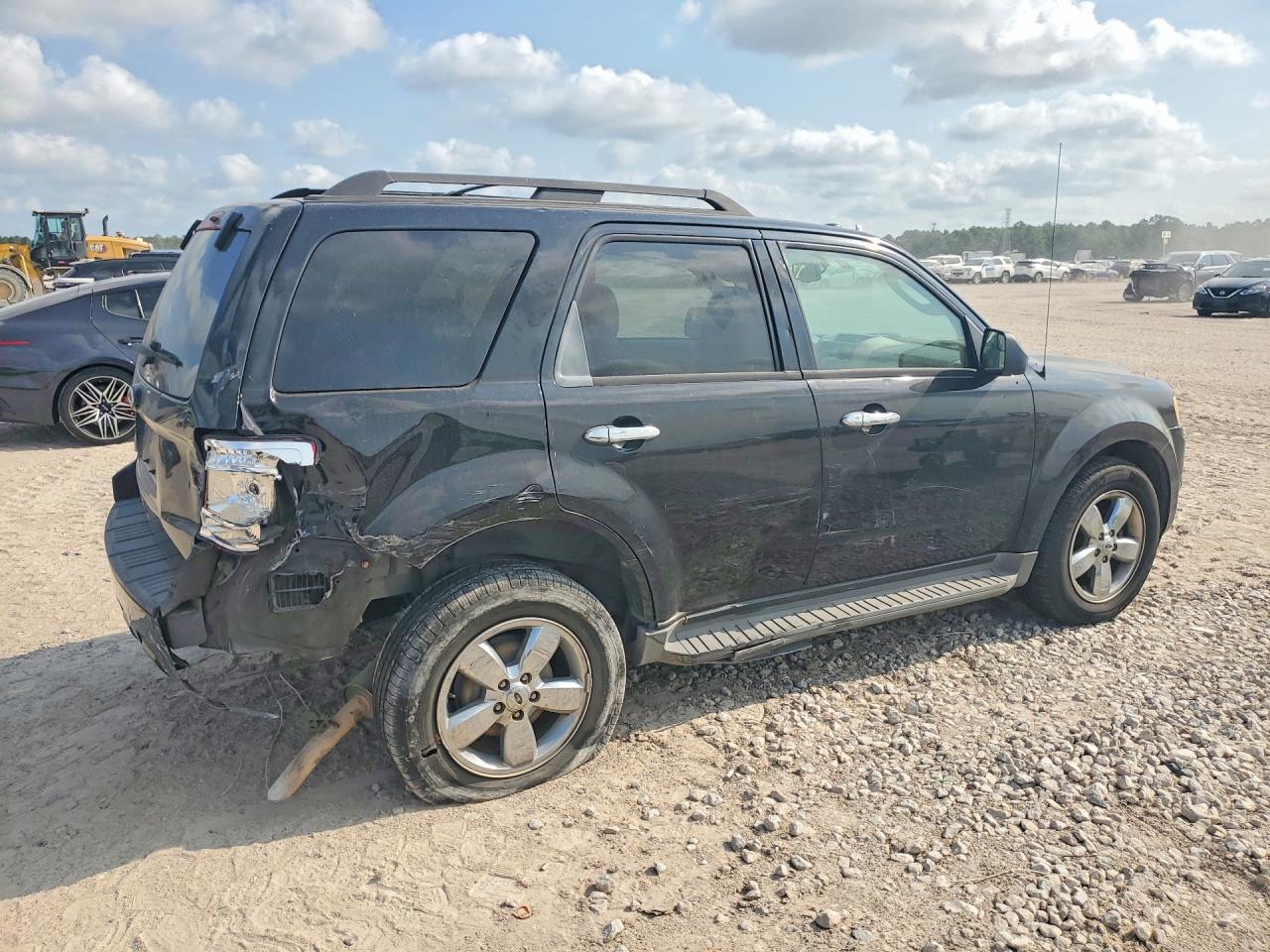 2011 Ford Escape Xlt - Фото 3