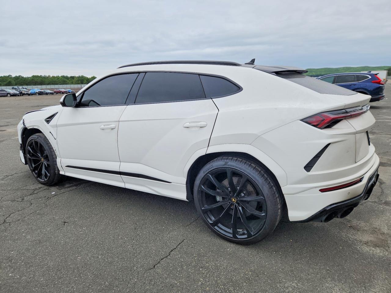 2021 Lamborghini Urus S - Image 2