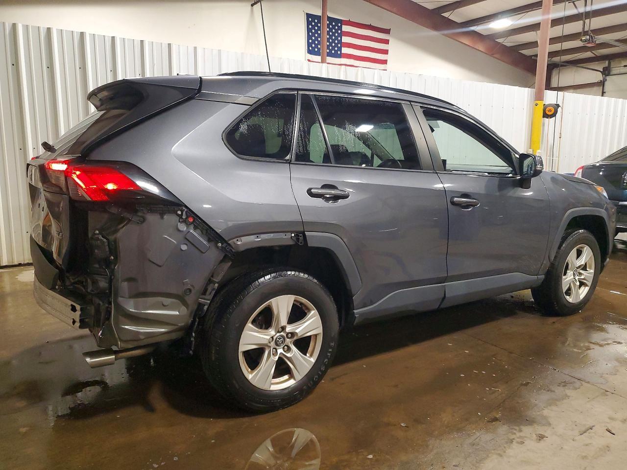 2021 Toyota Rav4 Xle - Фото 3