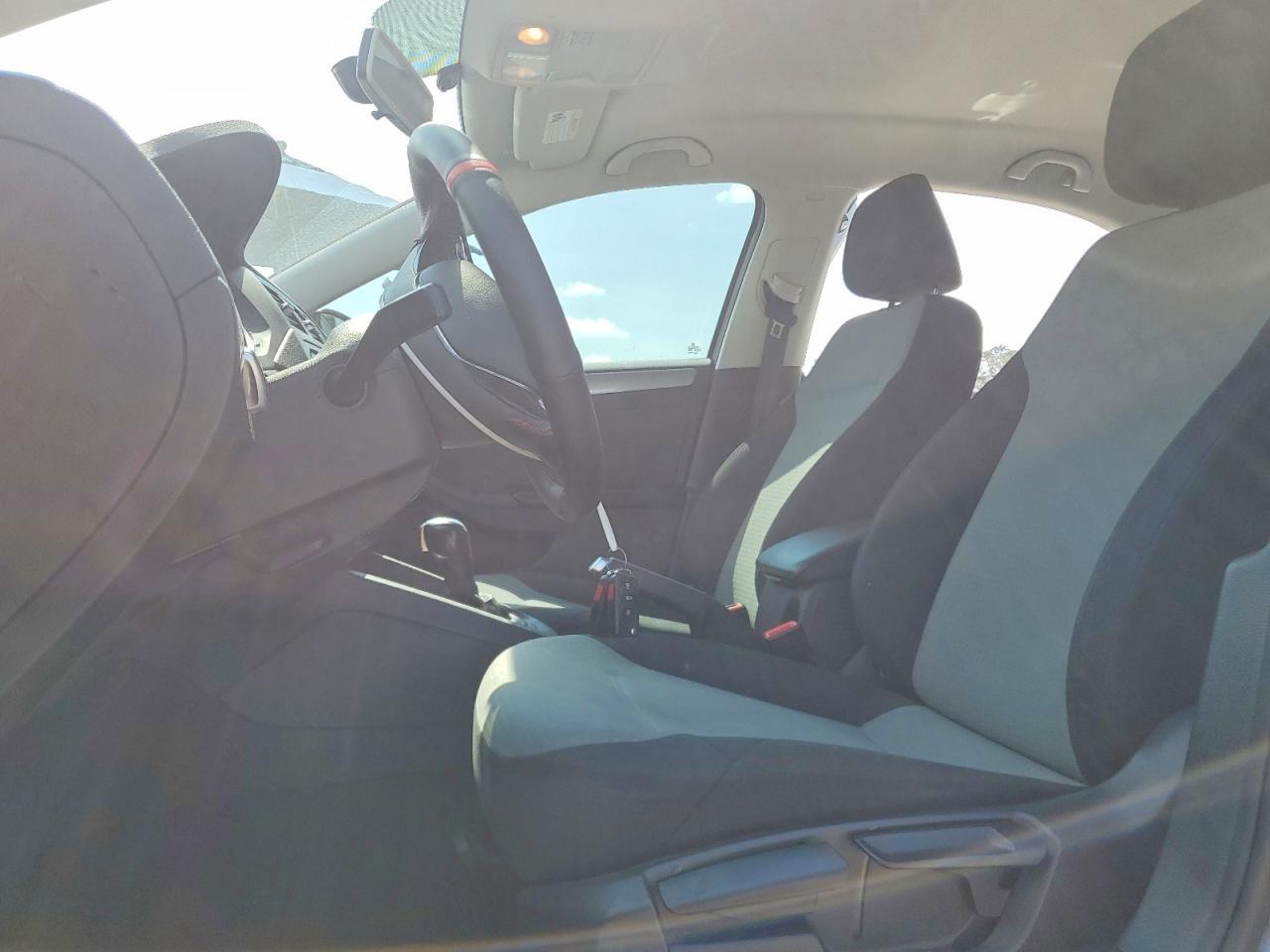 2017 Volkswagen Jetta S - Фото 7