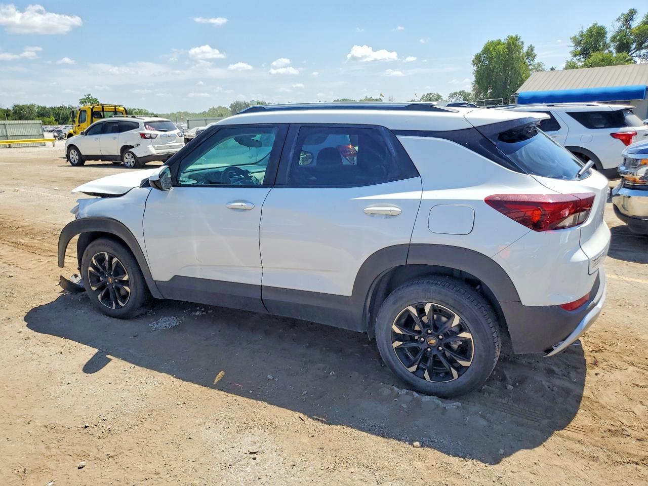 2021 Chevrolet Trailblazer Lt - Фото 2