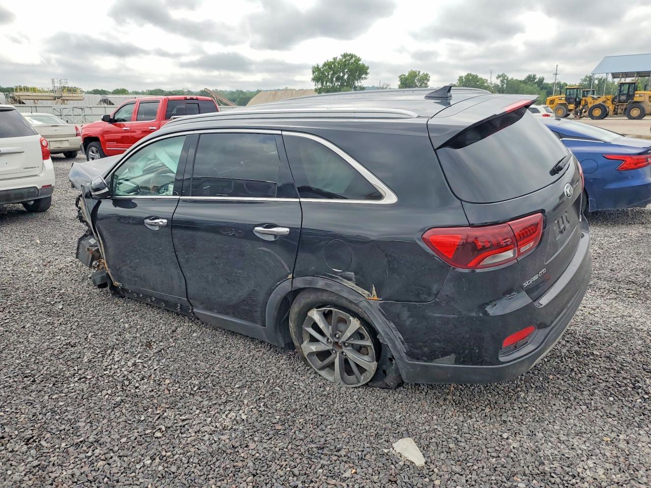 2019 Kia Sorento Ex V6 - Image 2