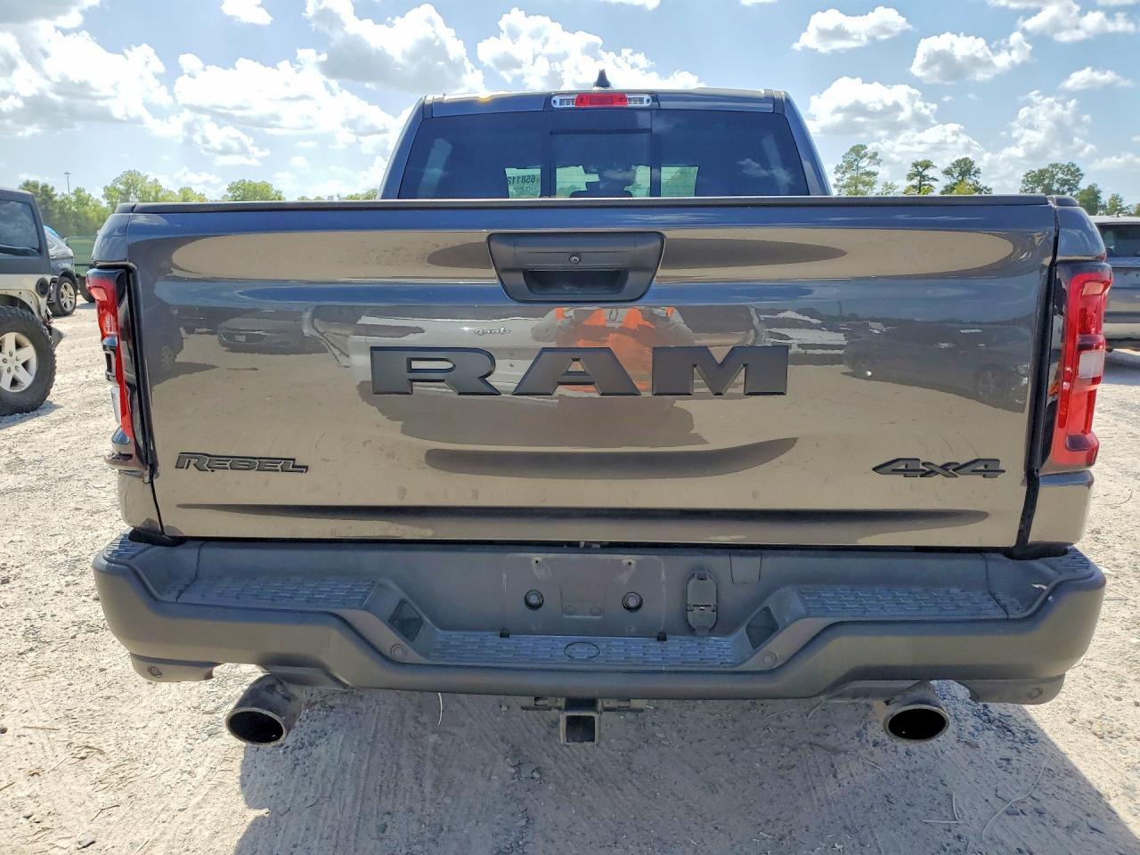 2026 Ram 1500 Rebel - Фото 6