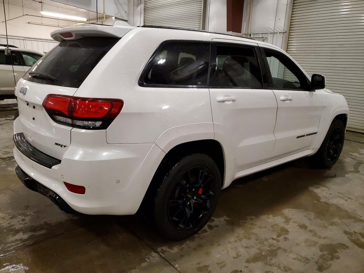 2017 Jeep Grand Cherokee Srt-8 - Фото 3