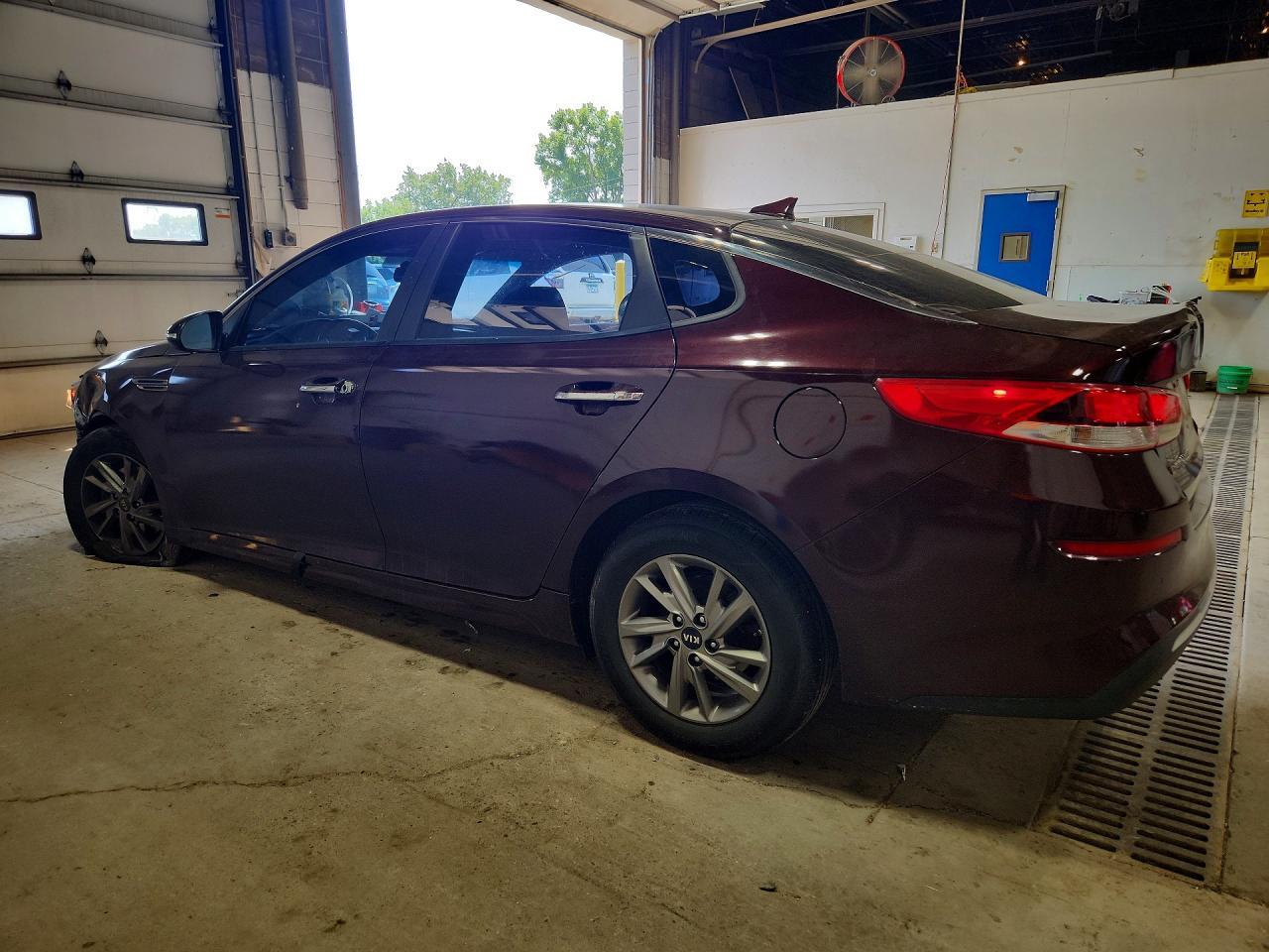 2019 Kia Optima Lx - Фото 2