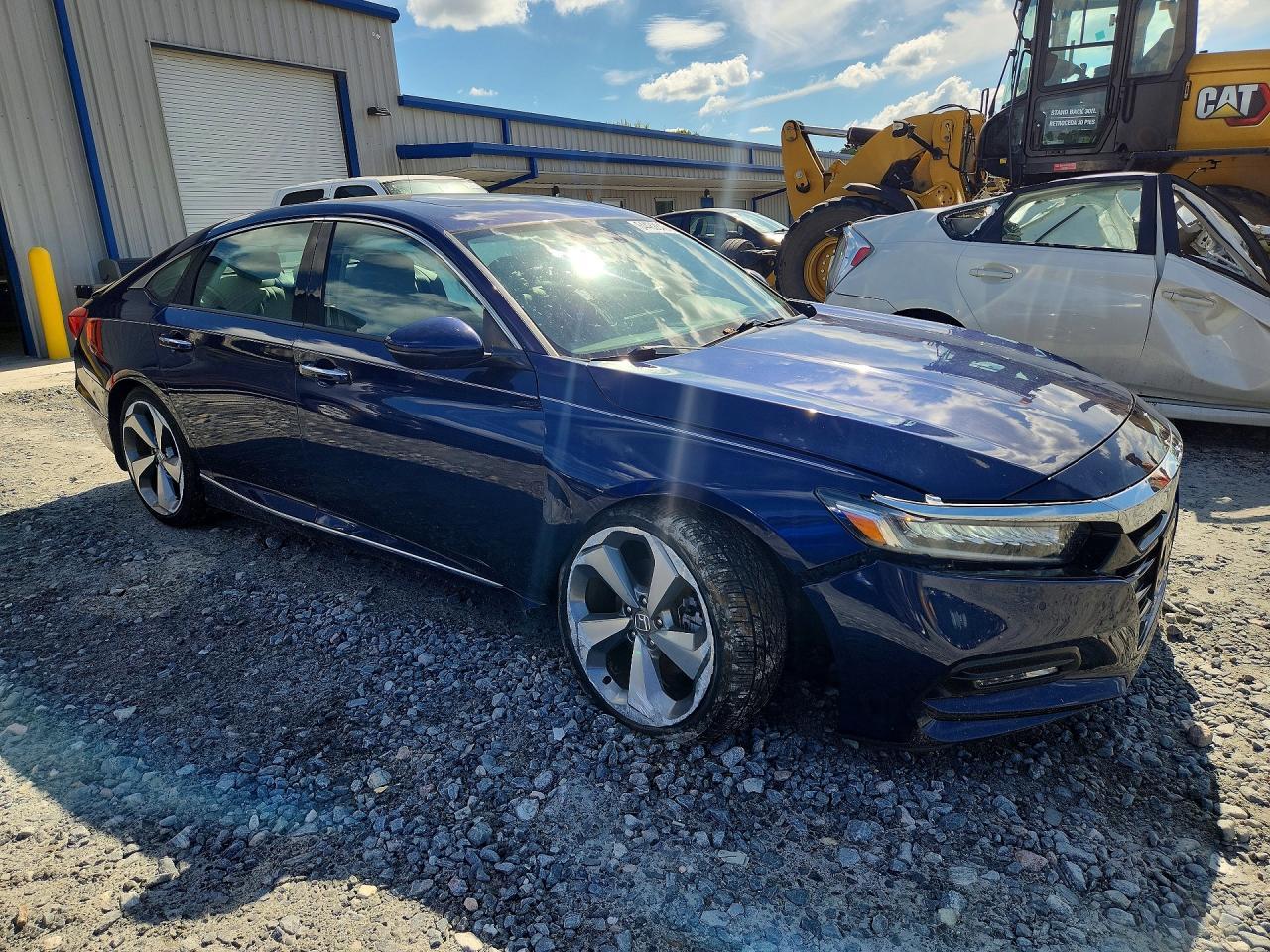 2018 Honda Accord Touring - Image 4