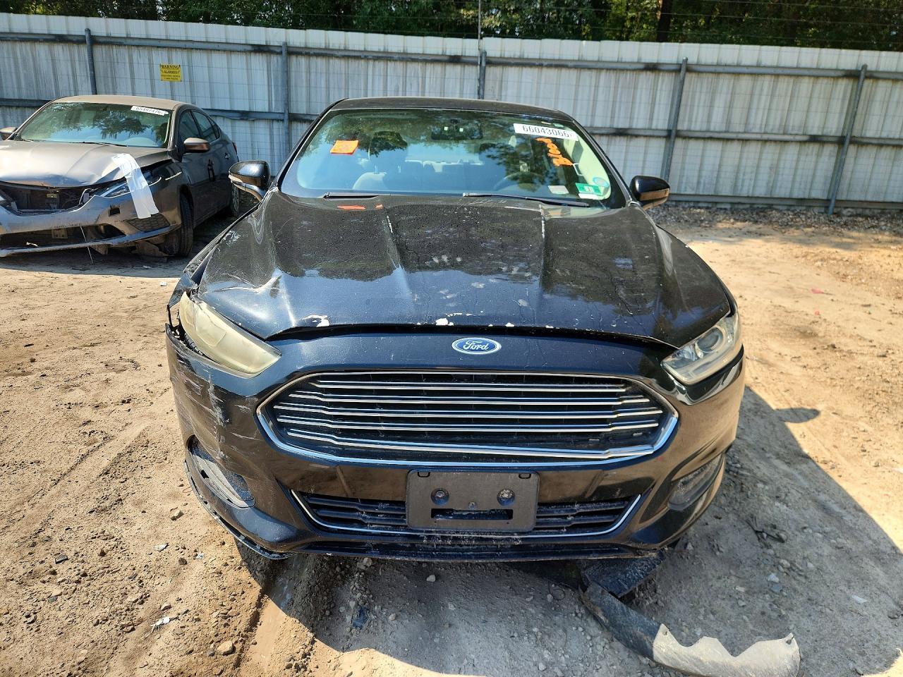 2013 Ford Fusion S - Фото 5