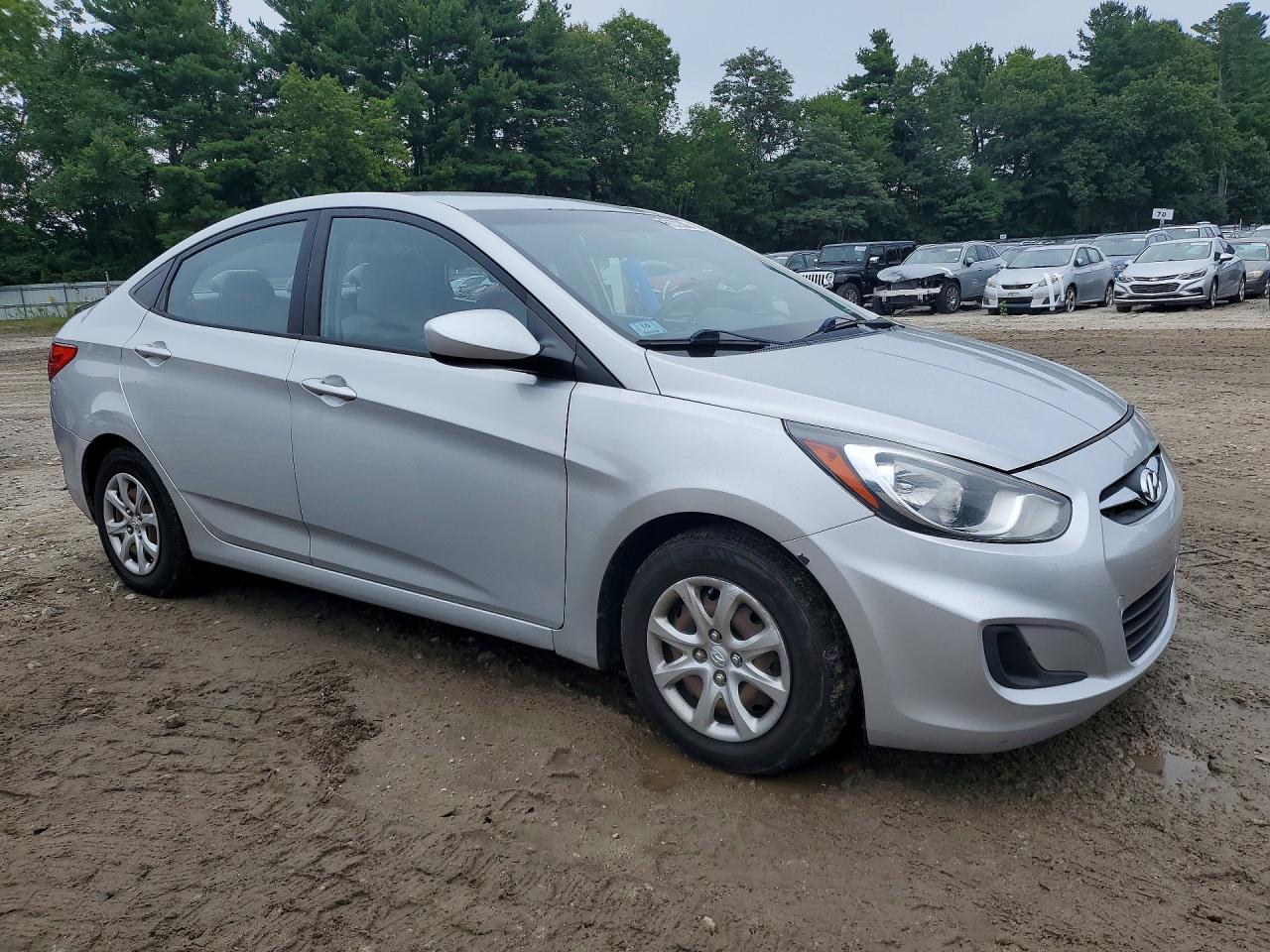 2014 Hyundai Accent Gls - Image 4