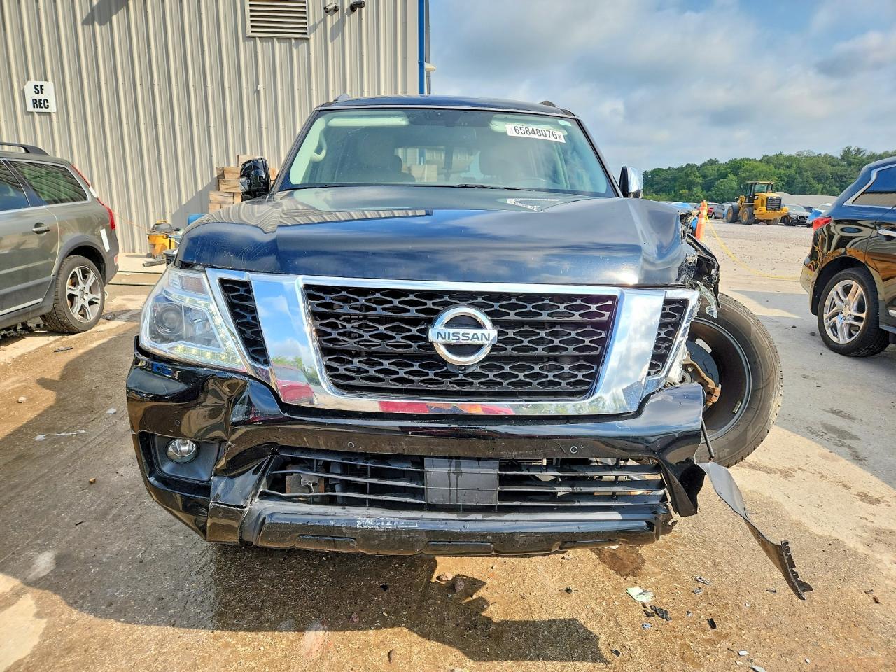 2019 Nissan Armada Sl - Image 5