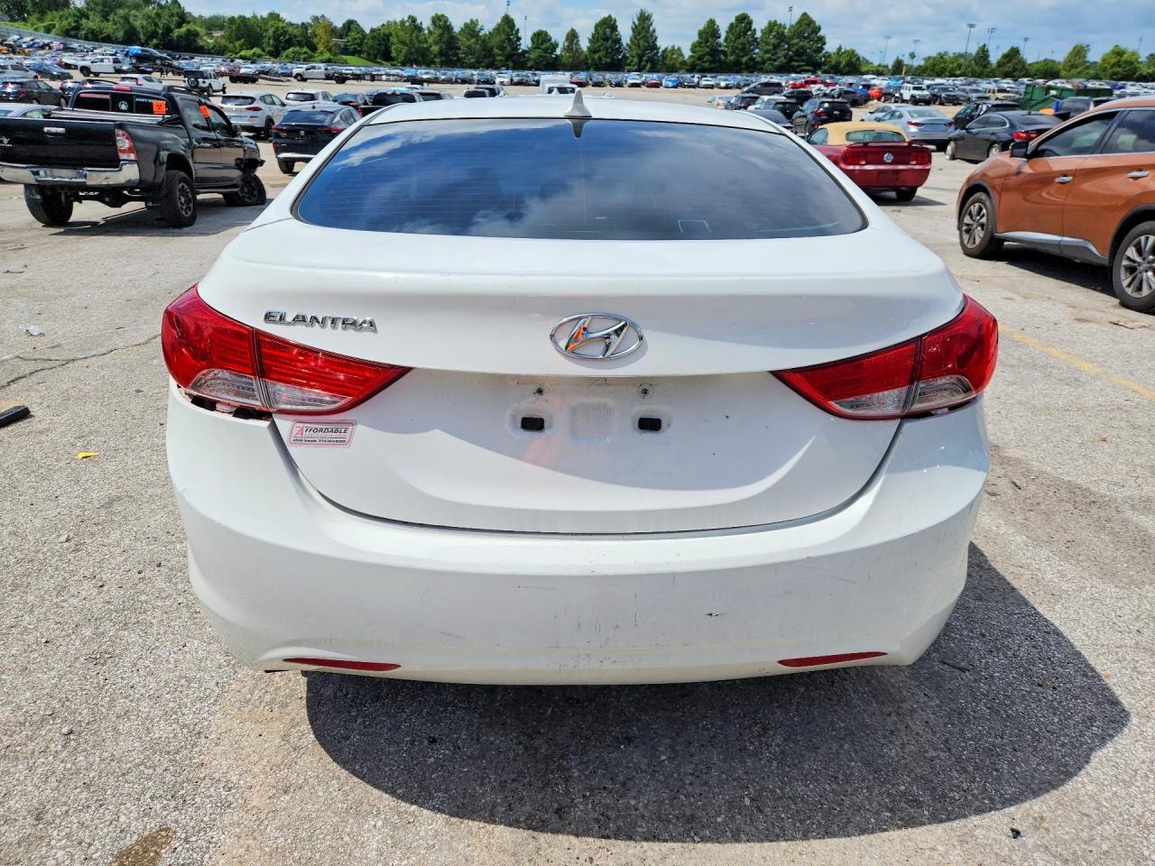 2013 Hyundai Elantra Limited - Фото 6