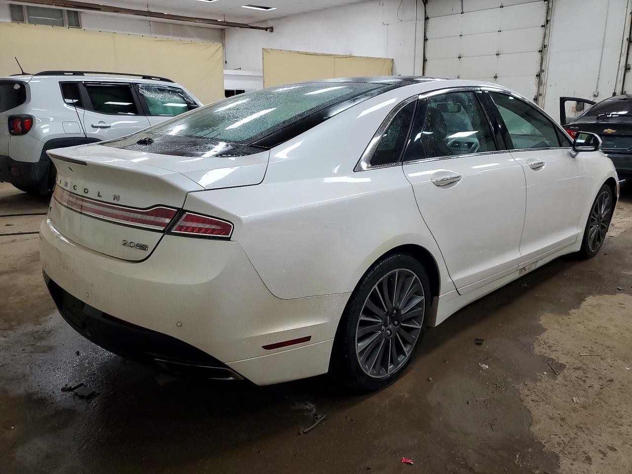 2014 Lincoln Mkz - Image 3