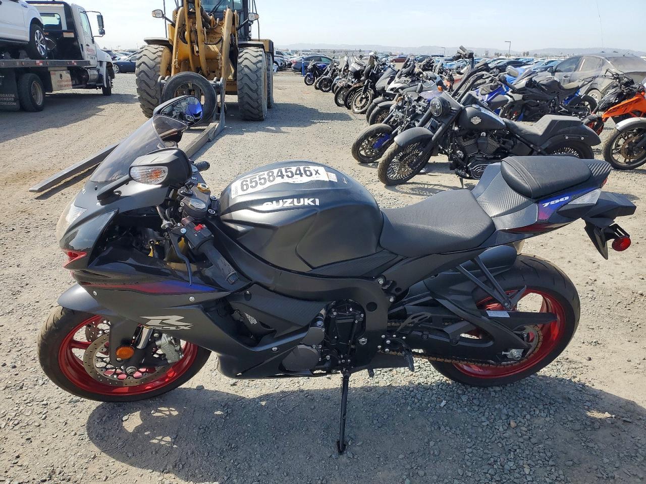 2026 Suzuki Gsx-R750 - Фото 3