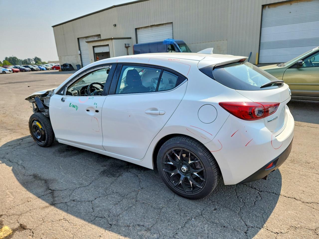 2016 Mazda 3 Grand Touring - Фото 2