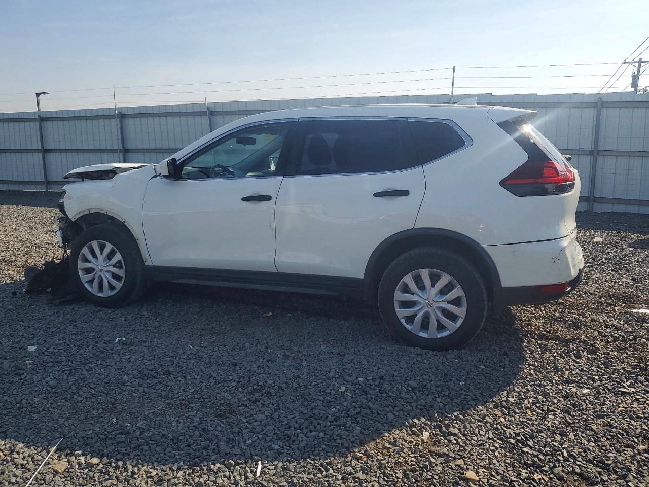 2018 Nissan Rogue S - Фото 2