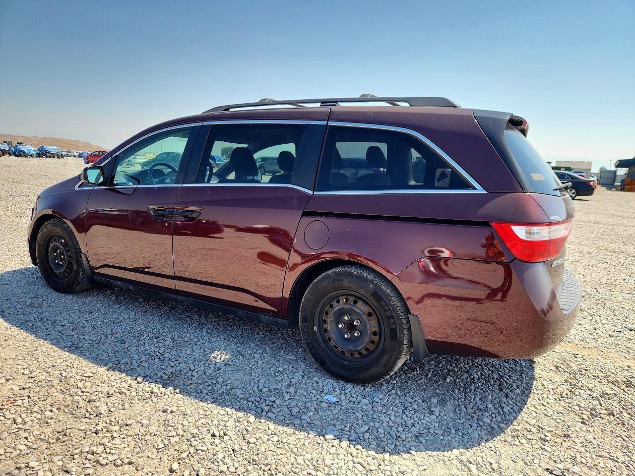 2012 Honda Odyssey Lx - Image 2
