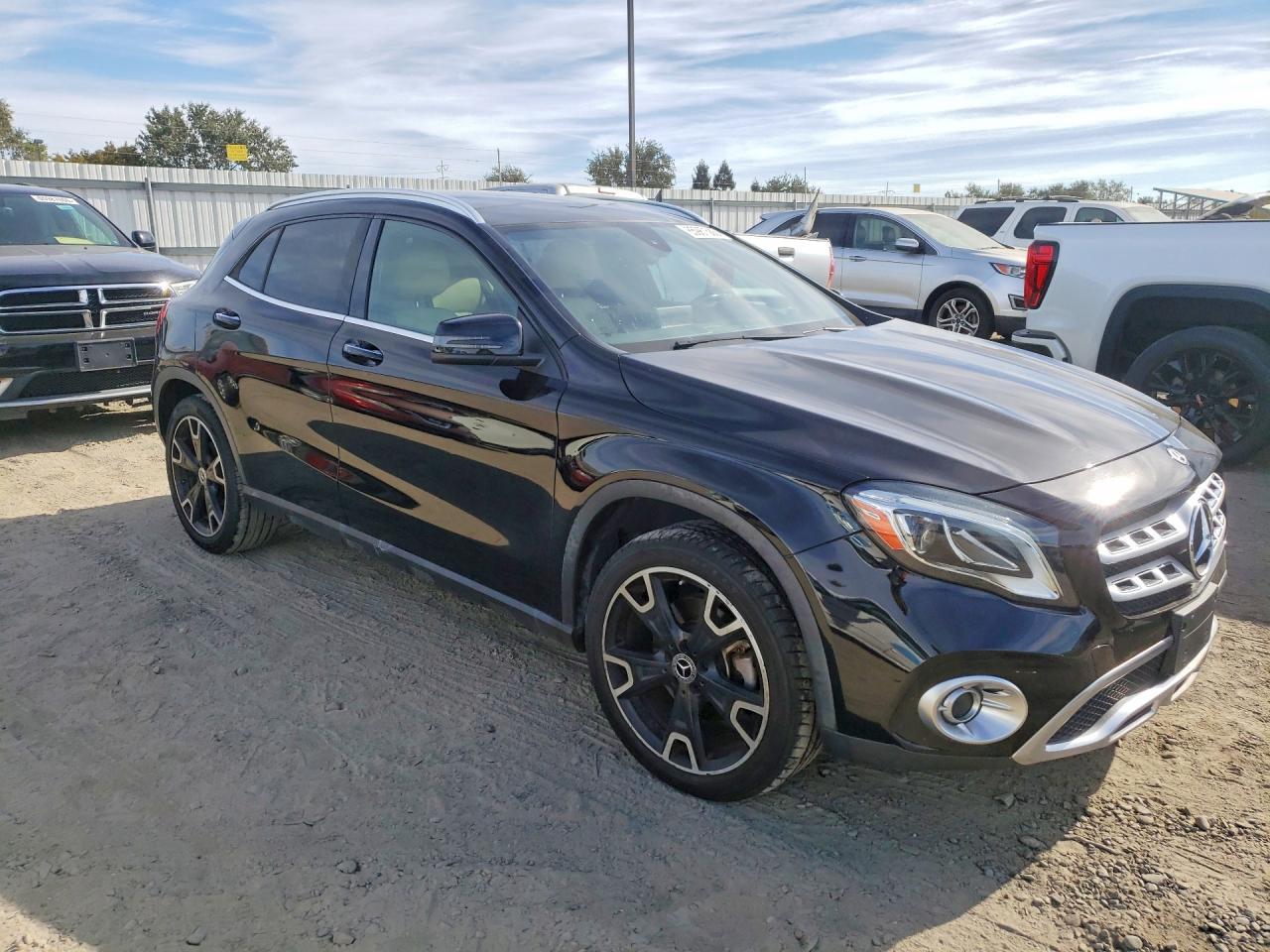 2020 Mercedes-Benz Gla 250 4Matic - Фото 4
