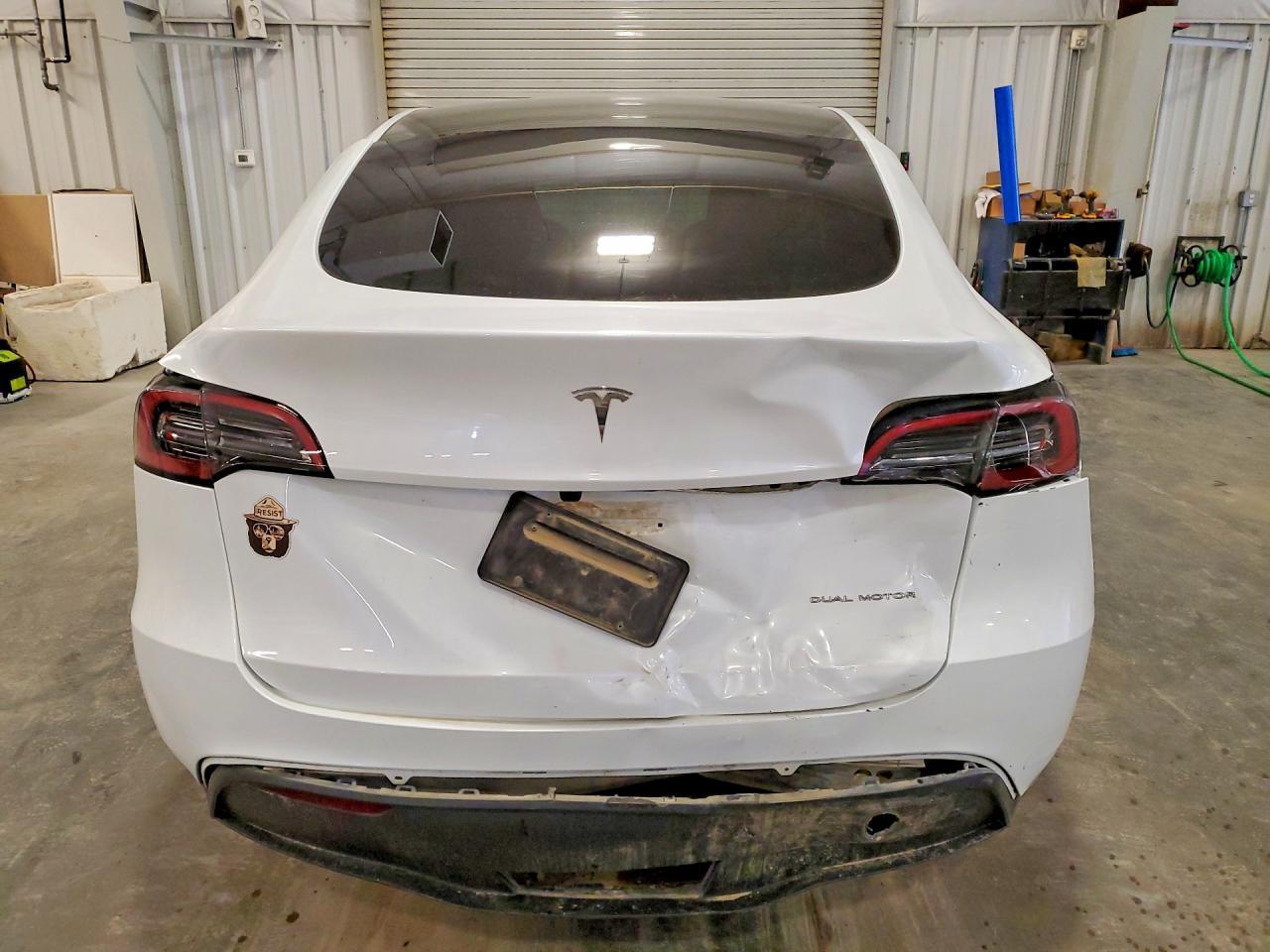 2024 Tesla Model Y - Image 6