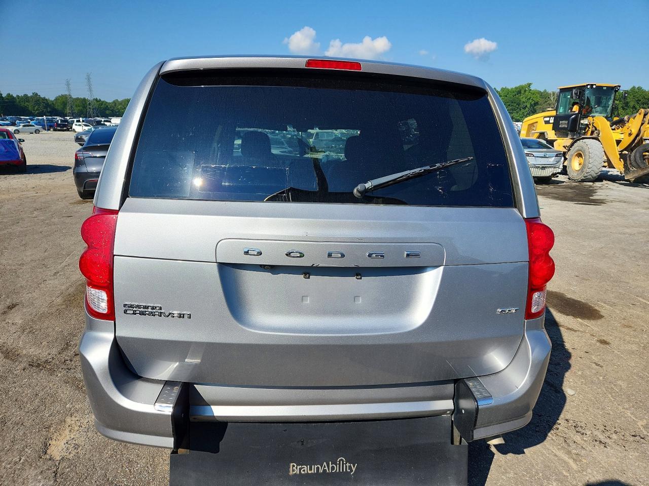 2016 Dodge Grand Caravan Sxt - Фото 6